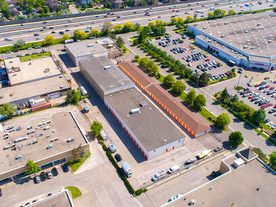 Public Storage Etobicoke - Queen Elizabeth Blvd - Panoramic aerial view