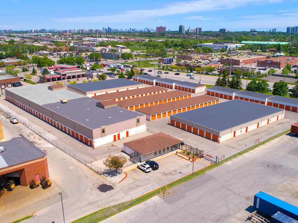 Public Storage Mississauga - Timberlea Blvd - Panoramic aerial view