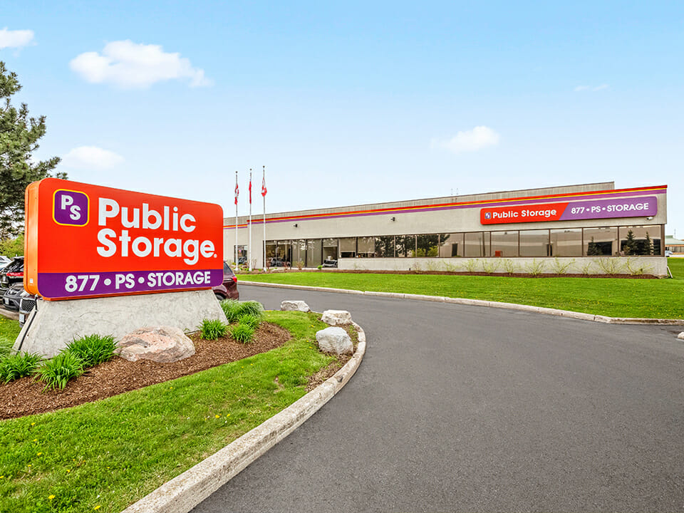 Public Storage Mississauga - Argentia Rd - Front entrance