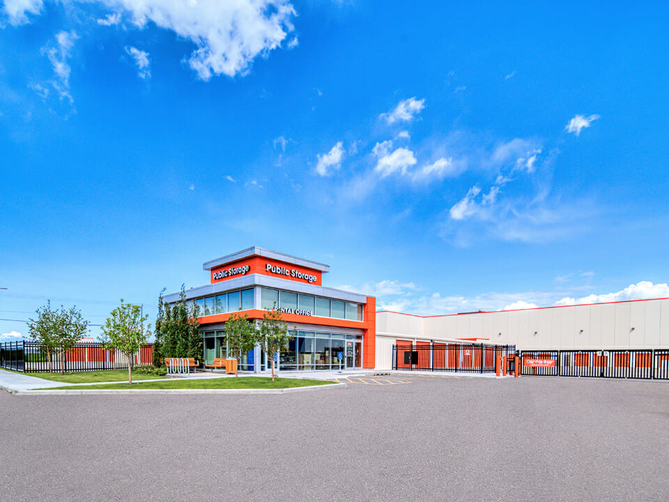 Public Storage Calgary - 36th St NE - Front entrance