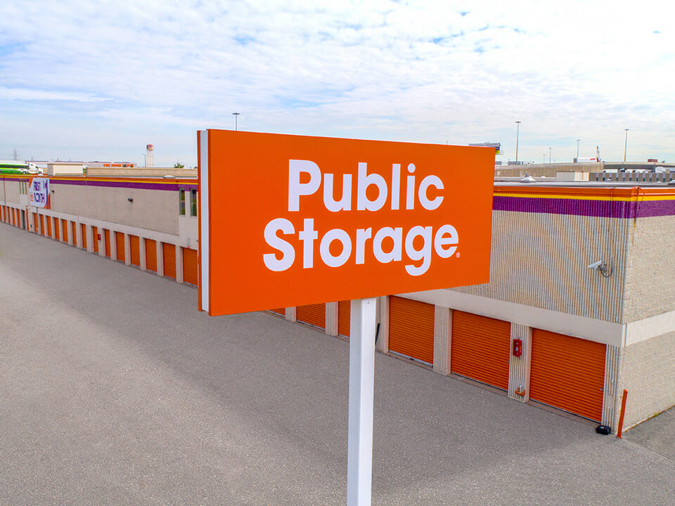 Public Storage Etobicoke - Greensboro Dr - Close-up aerial view